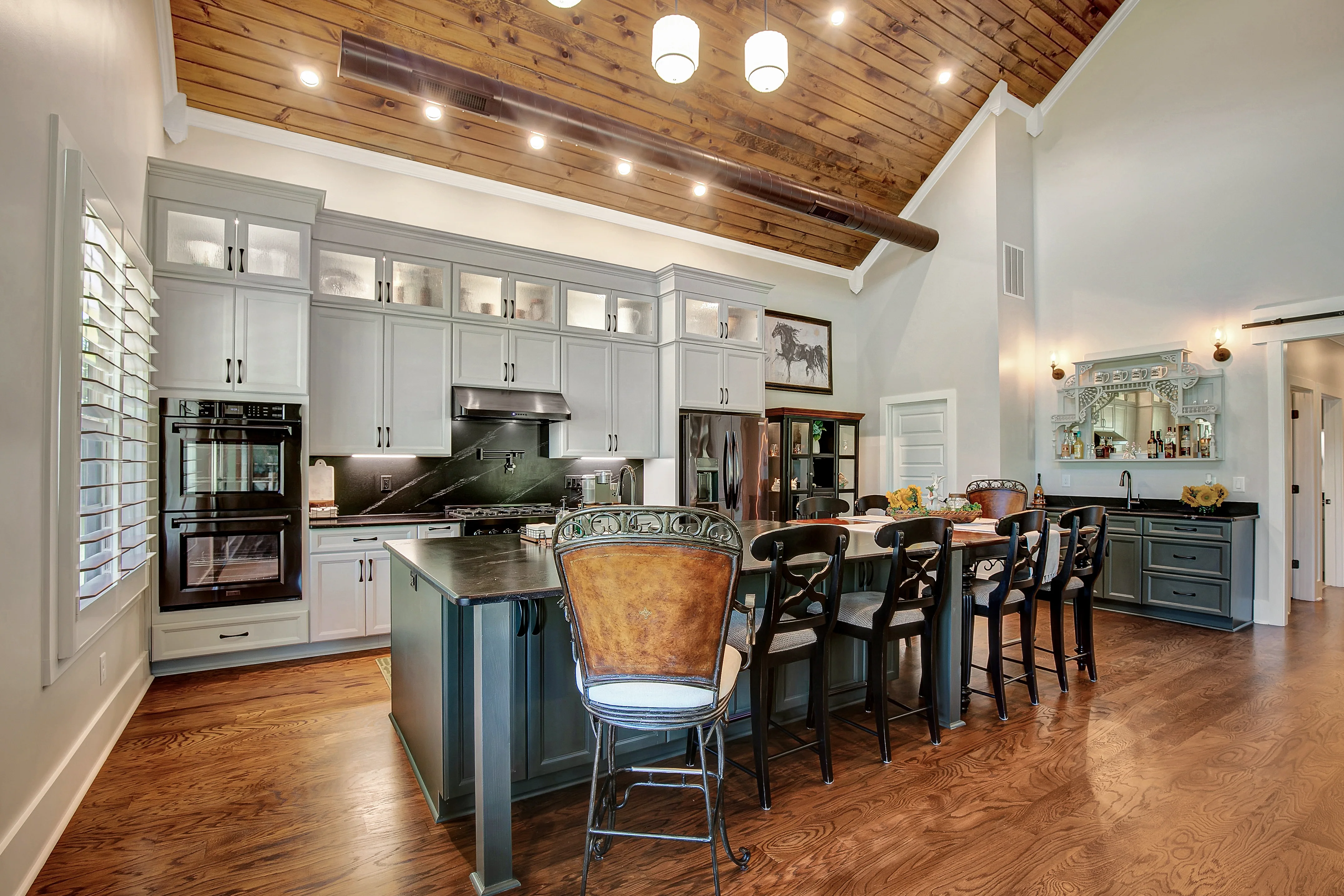 BG-20003-B Fairhaven Barndominium House Plan - Image 16